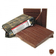 Черная жандужа Valrhona в блоке фундук 32%, 3 кг.